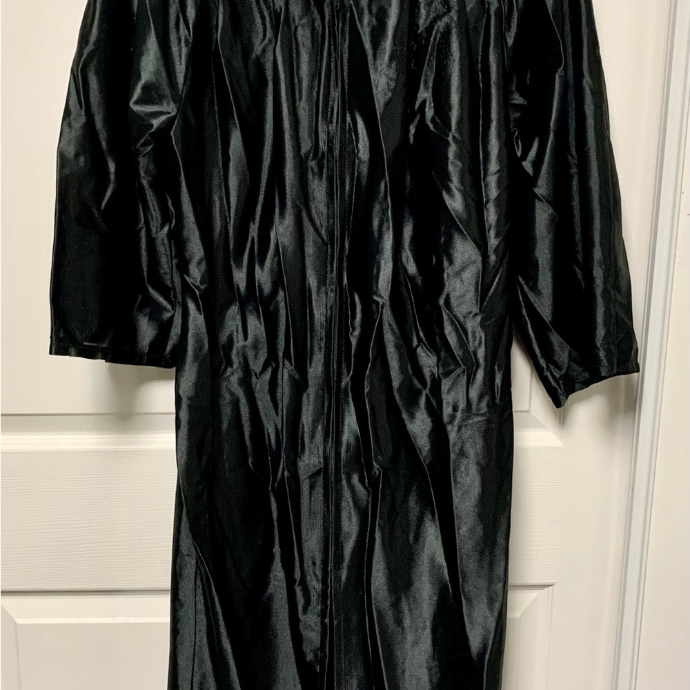 Unisex Black Graduation Gown, Choir/Pastor Robe 5'3"-5'5"